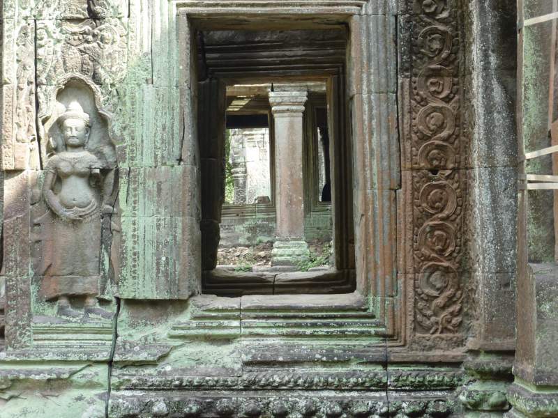 048 Apsara and Doorways