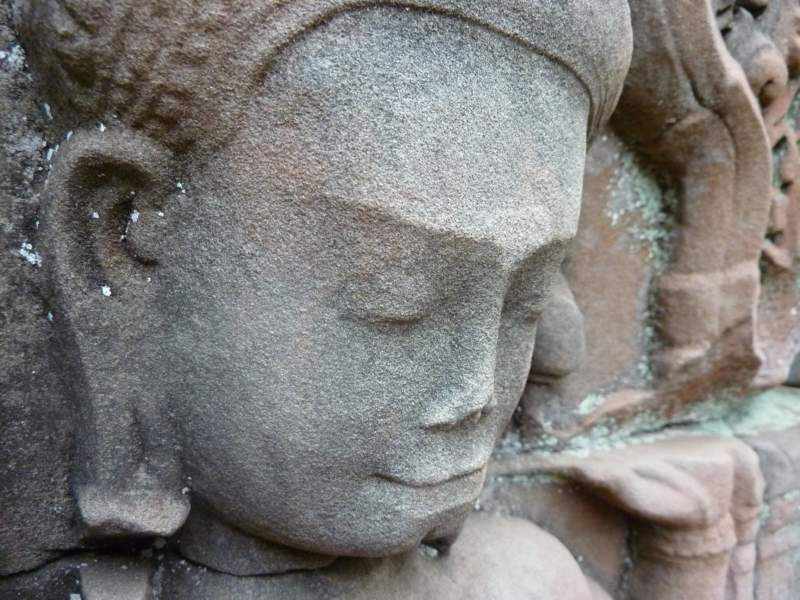 018 Apsara Face