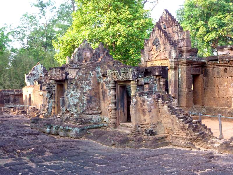 016 Ruined Gatway
