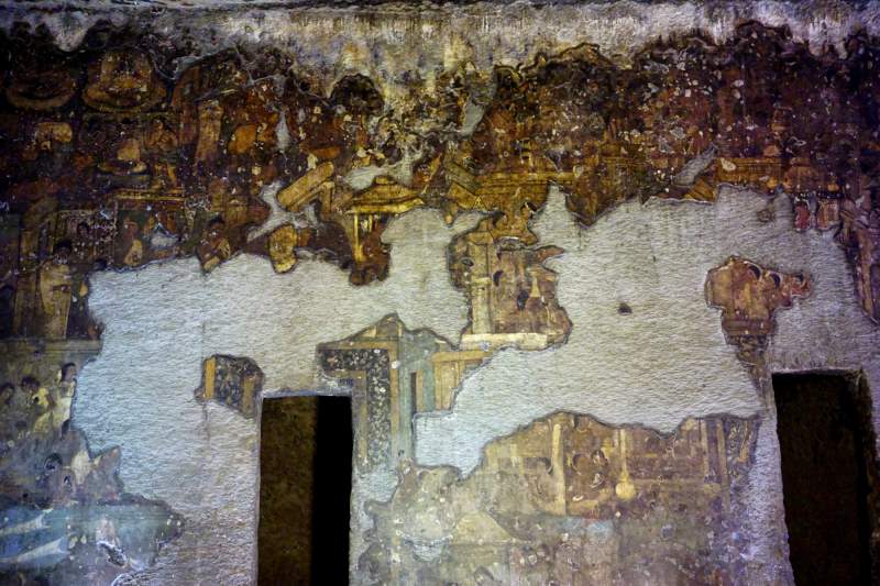 Cave 16, Painting Fragments