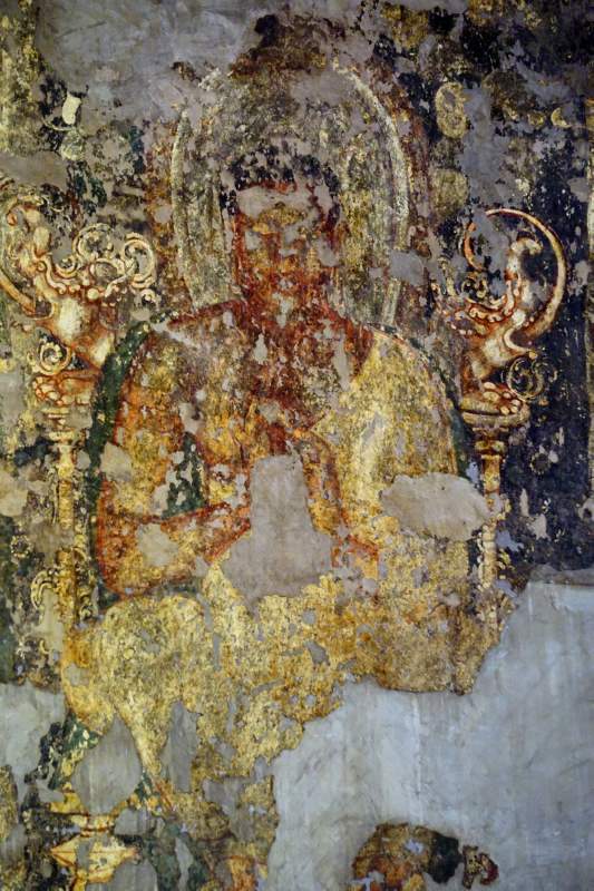 Cave 16, Fragmentary Buddha