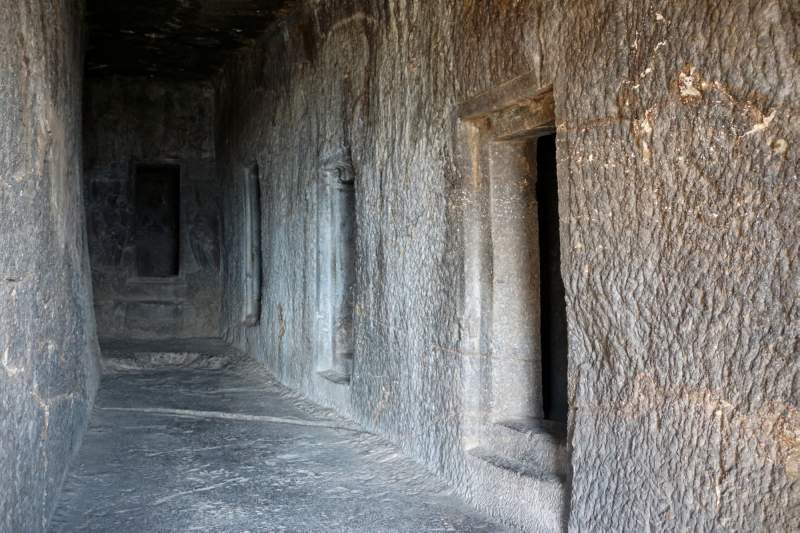 Corridor round the Central Shrine