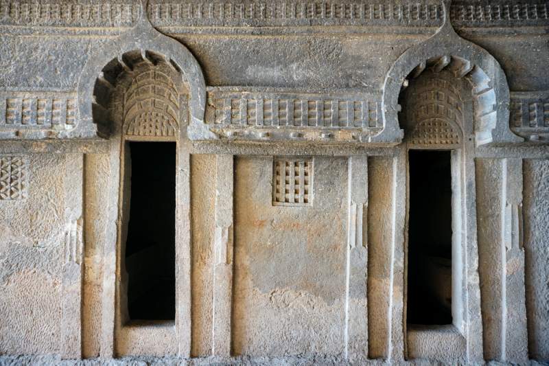 Doorways in the vihāra