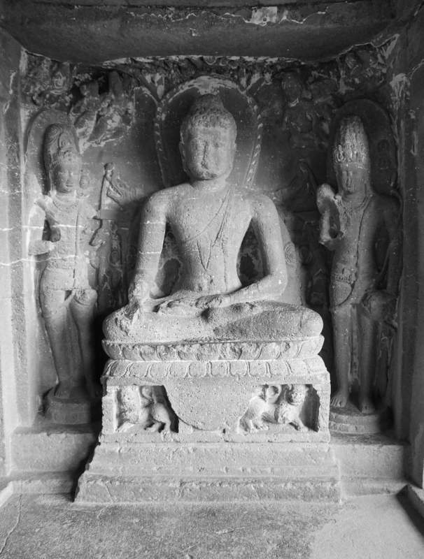 Cave 12, Buddha and Bodhisattvas