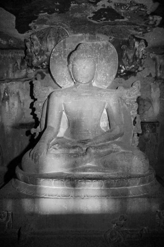 Cave 12, Buddha Image