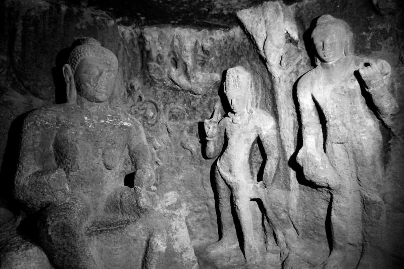 Cave 2, Sitting and Walking Buddha with Bodhisattva