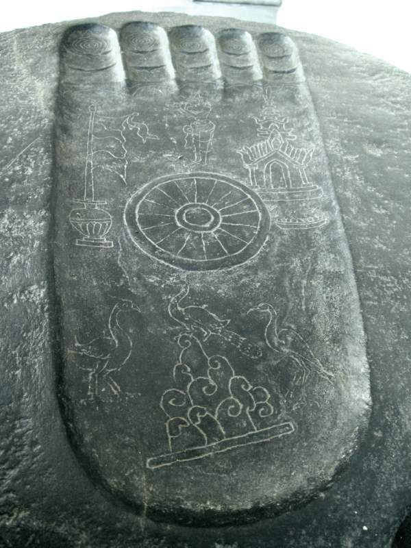107 Buddha's Foot Print, 11c, Bodhgaya
