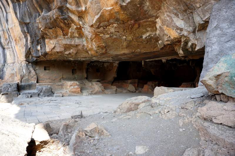 Broken Cave 9