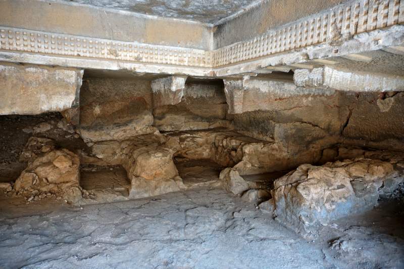 Broken Cell Walls in Cave 9