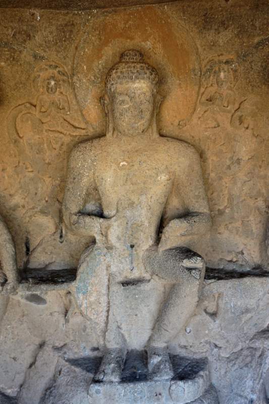Cave 15, Buddha