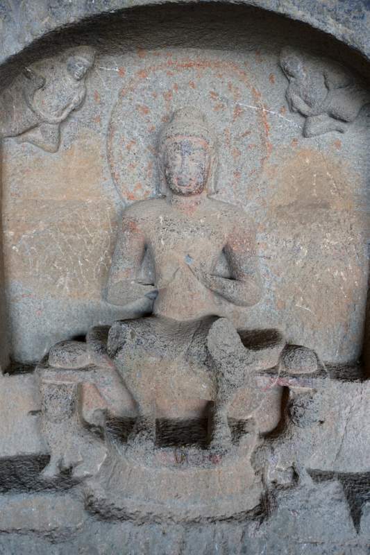Cave 23, Buddha Sitting