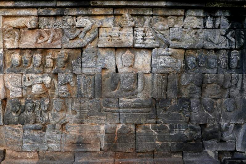 The Gaṇḍavyūha Reliefs at Borobudur