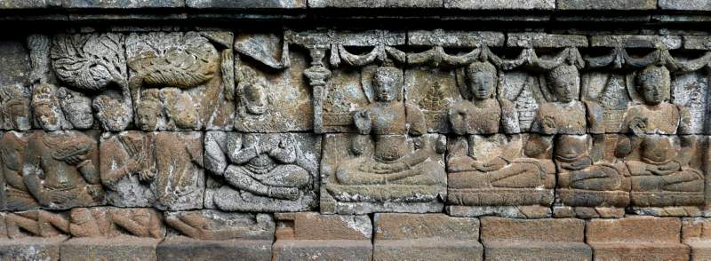 046 Sudhana worships Four Buddhas