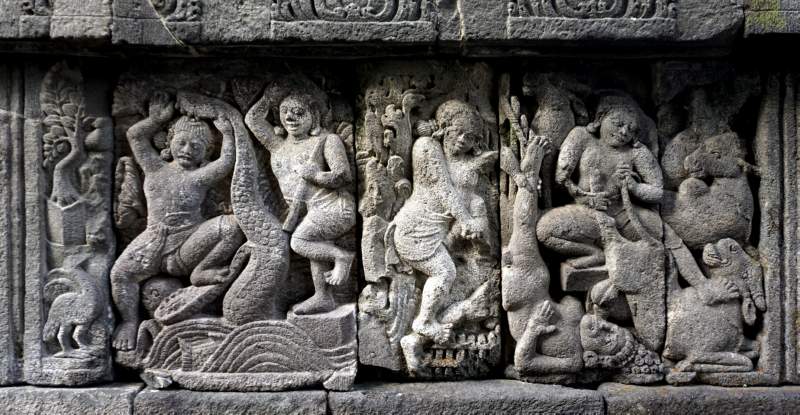 08 Kṛṣṇa and the <i>Asuras</i>