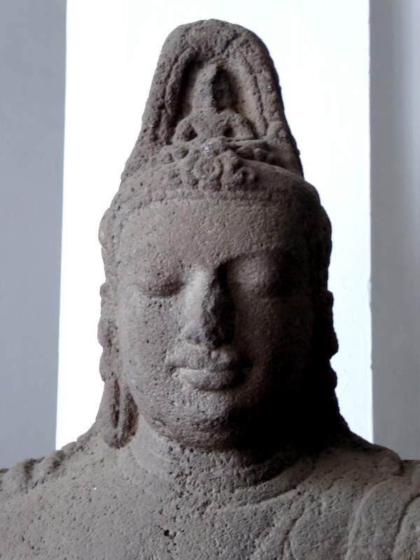 Avalokitesvara, Bingin Jungut, South Sumetera, 8-9th c