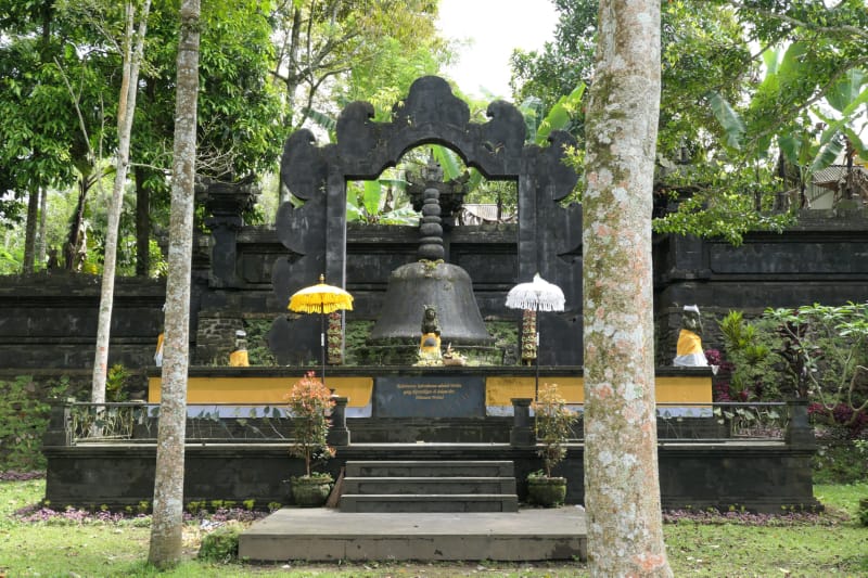 079 Bell Shrine