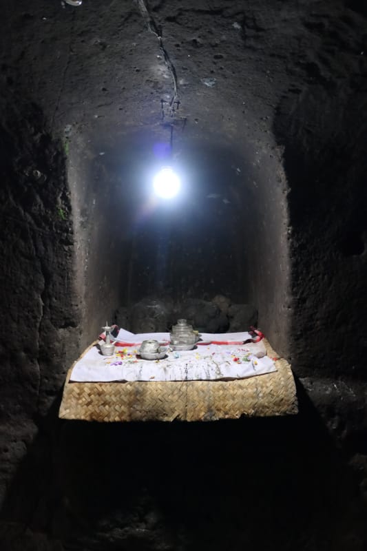 019 Shrine inside Cave