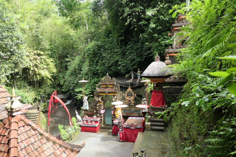 004 Approach to the Tirta