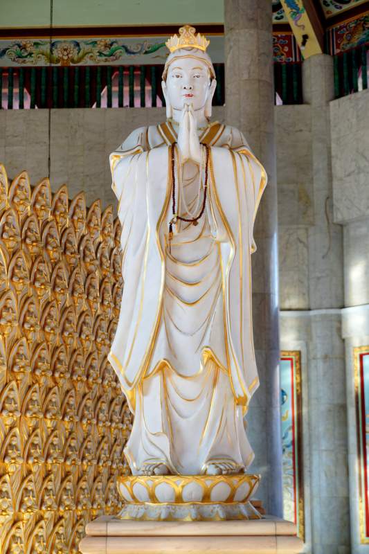 32 Bodhisattva