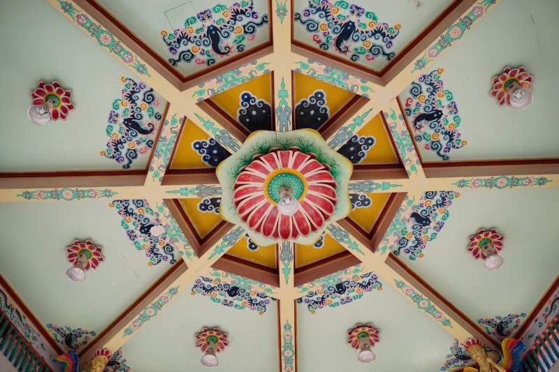 33 Ceiling