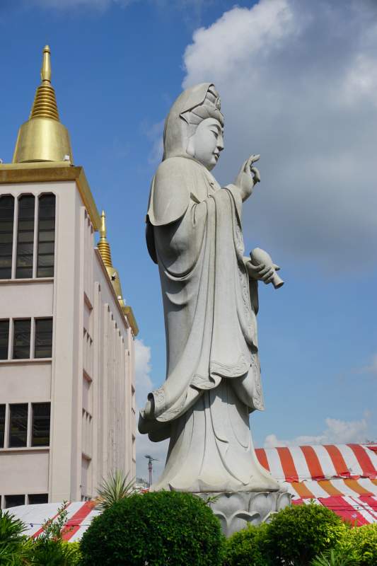 36 Guanyin and Pagoda