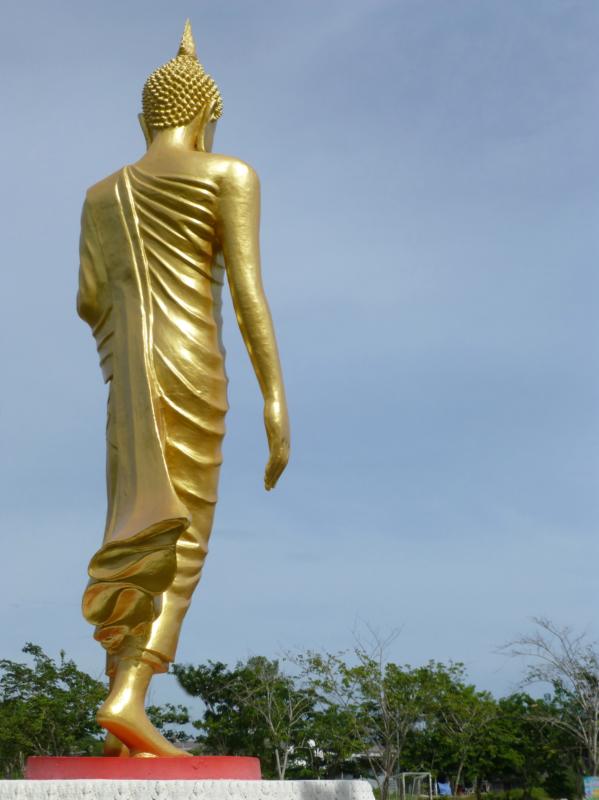 09 Walking Buddha