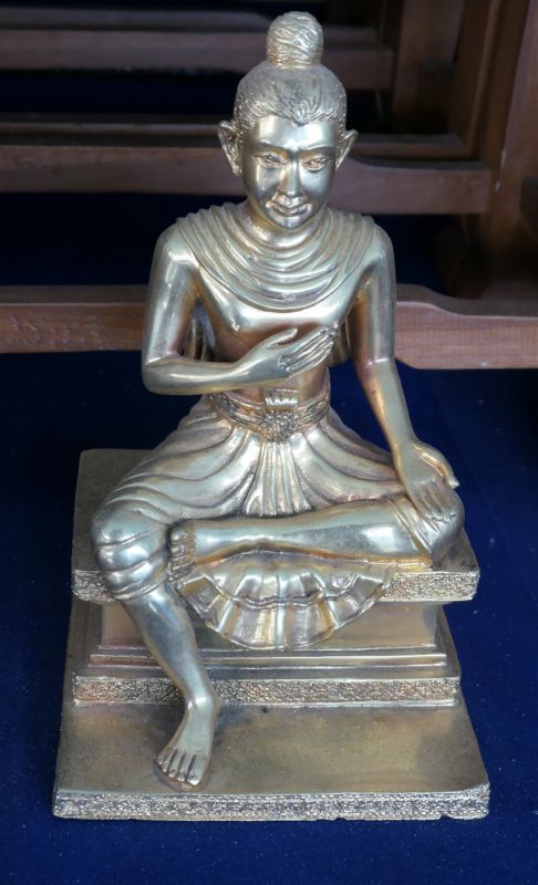 041 Bodhisatta with One Leg Pendant
