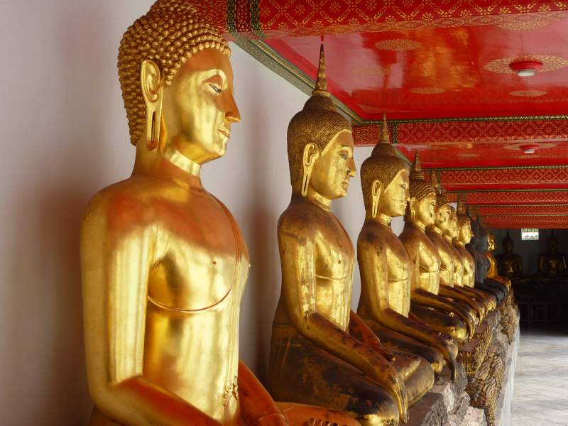Line of Buddha Statues