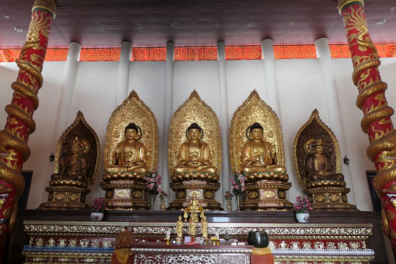 017 Buddha Shrine